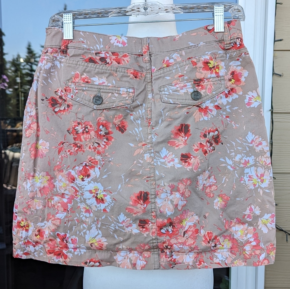 Floral Skort - Picture 2 of 8
